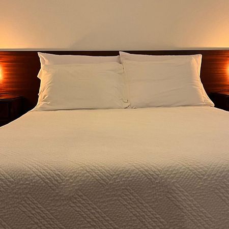 Romeu Bed & Breakfast Куартейра Екстериор снимка