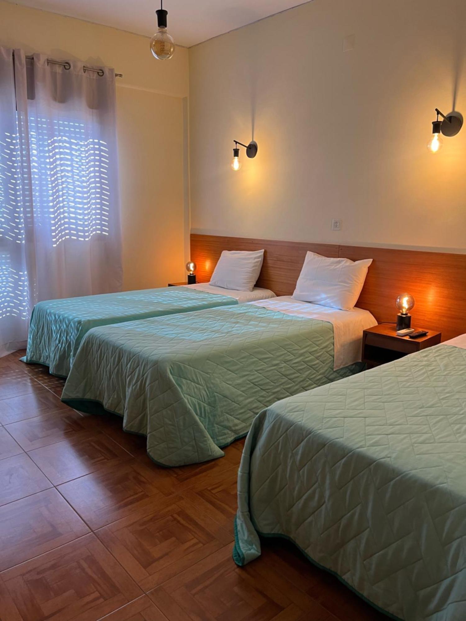 Romeu Bed & Breakfast Куартейра Екстериор снимка