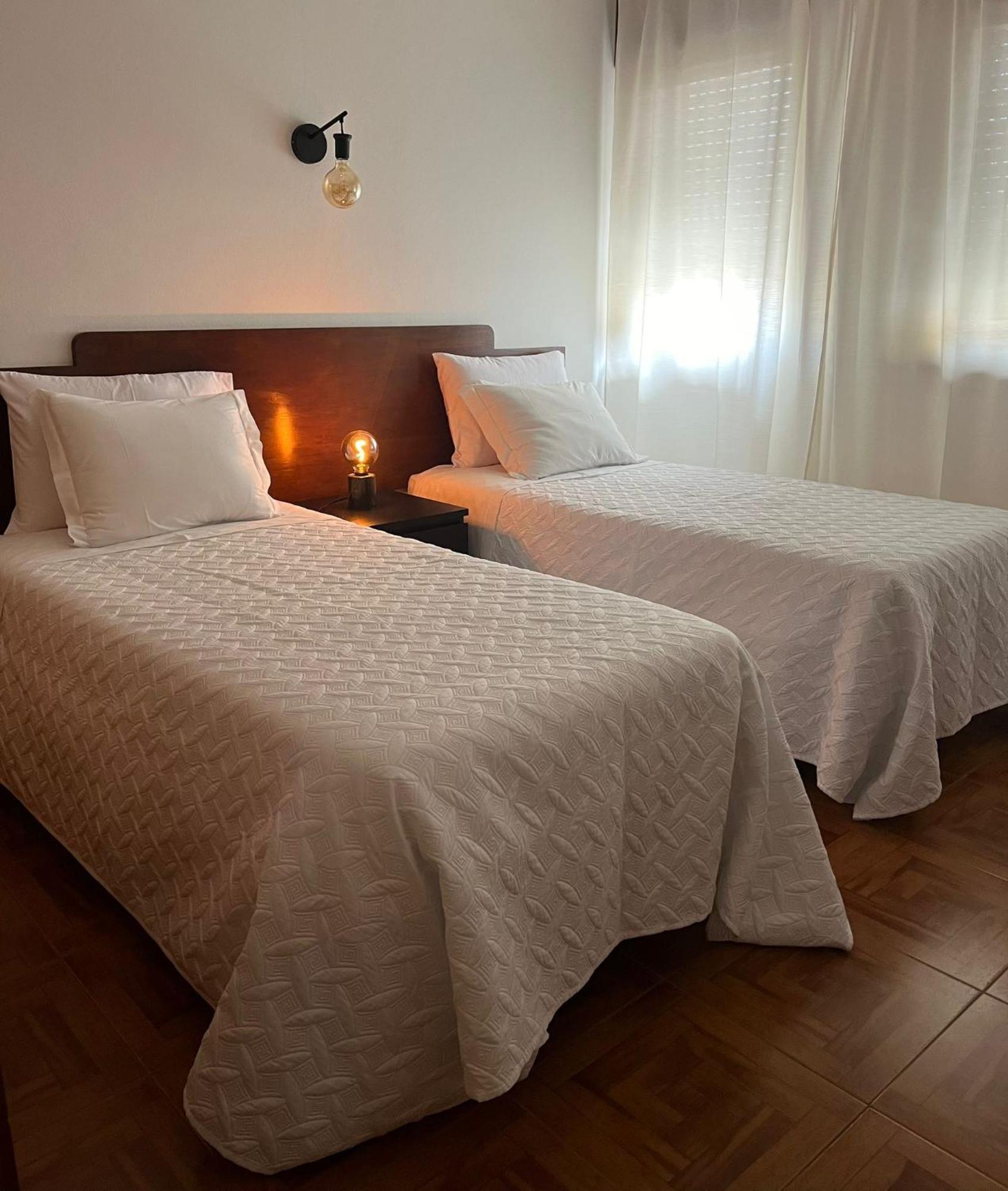Romeu Bed & Breakfast Куартейра Екстериор снимка