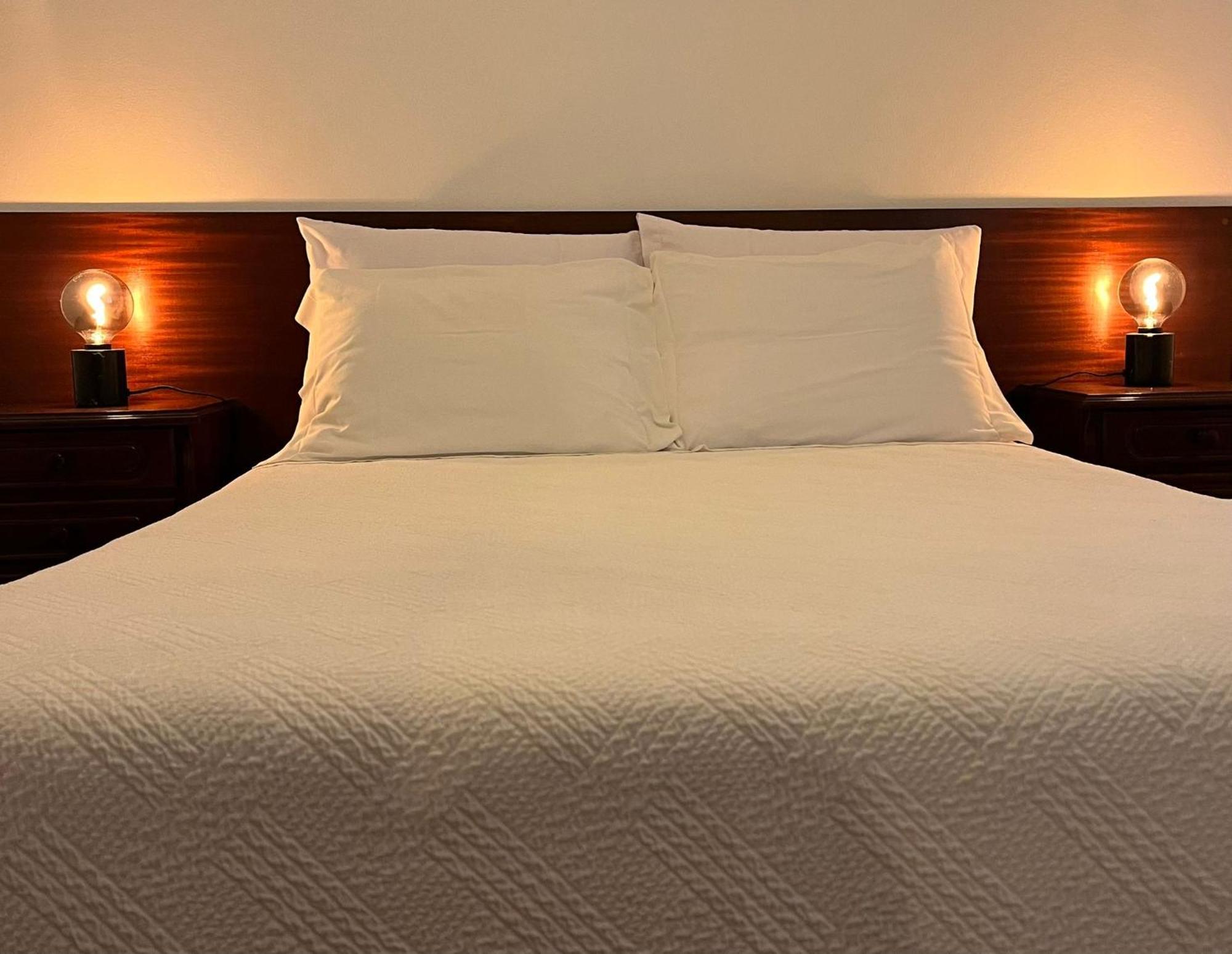 Romeu Bed & Breakfast Куартейра Екстериор снимка