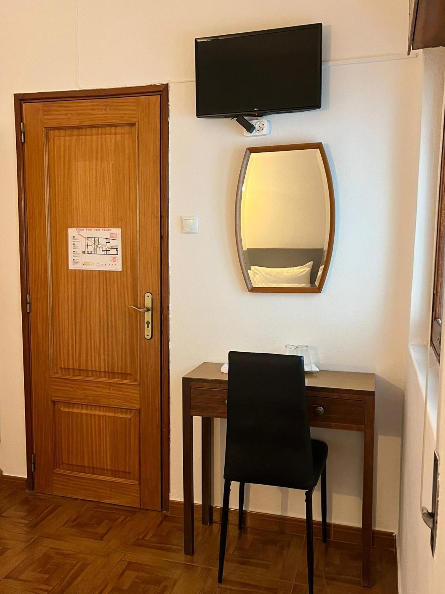 Romeu Bed & Breakfast Куартейра Екстериор снимка